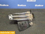 Опорная стойка кабины правая